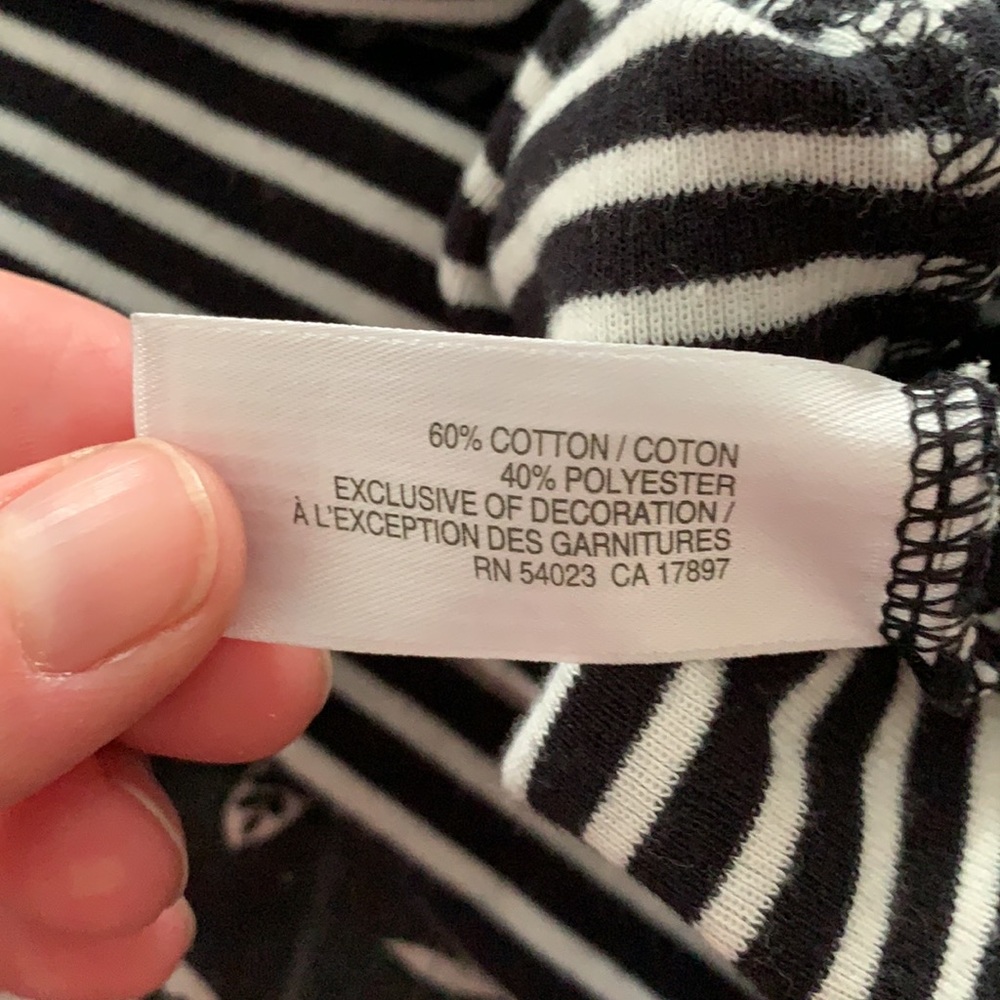 ⚫️⚪️ Black & white striped long-sleeve ruffle top - Picture 4 of 4